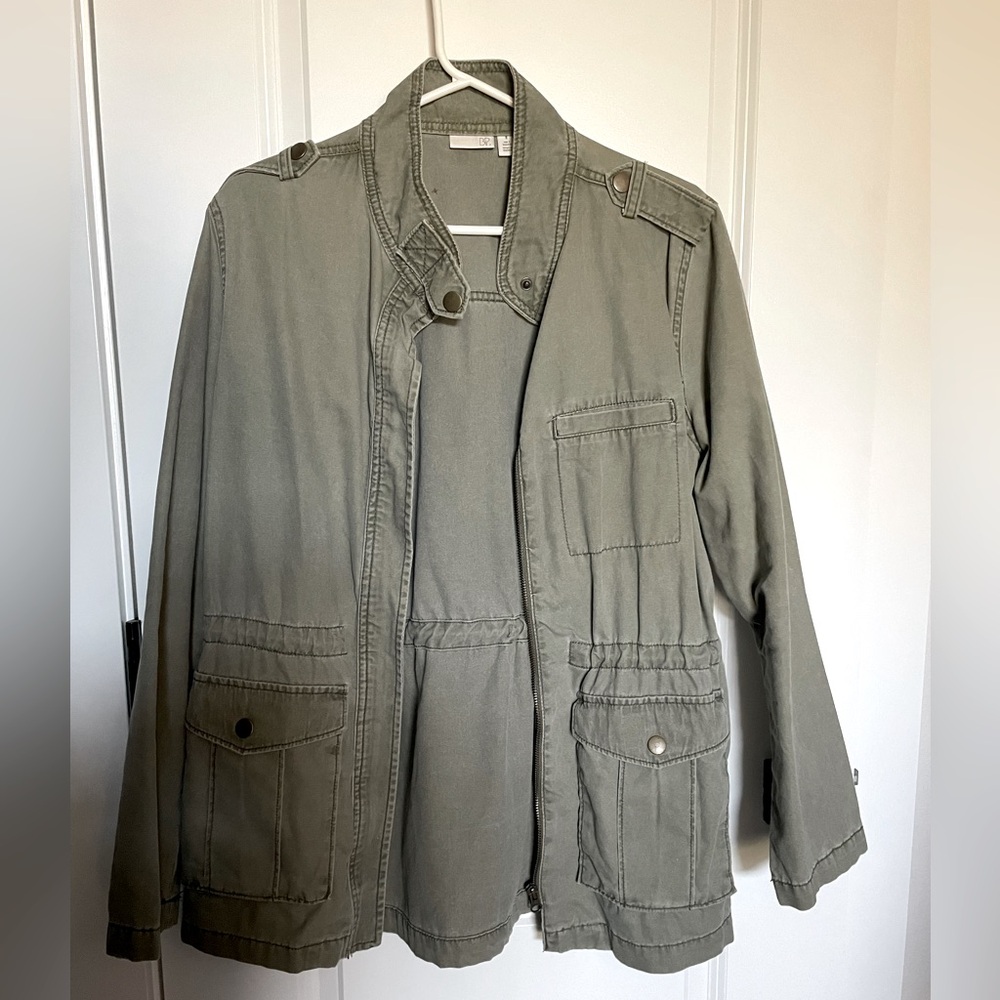 Military cargo jacket